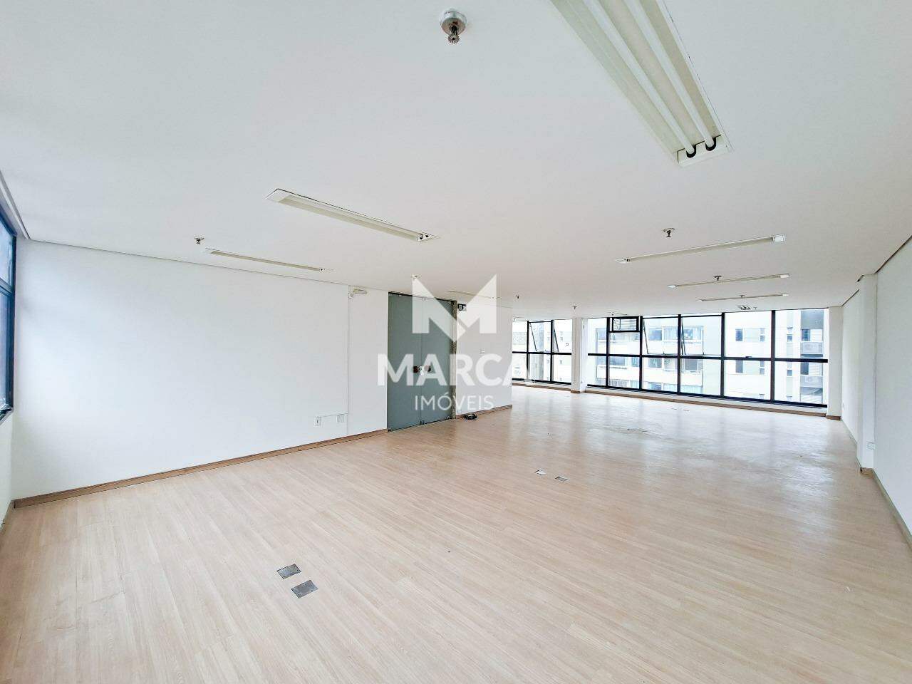 Sala para aluguel no Centro: