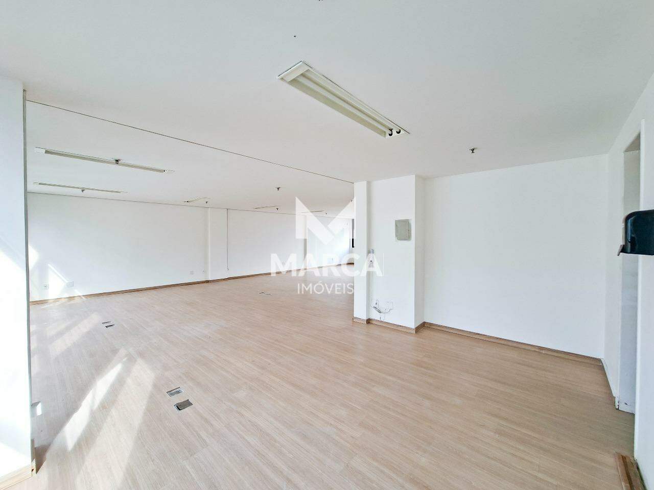 Sala para aluguel no Centro:
