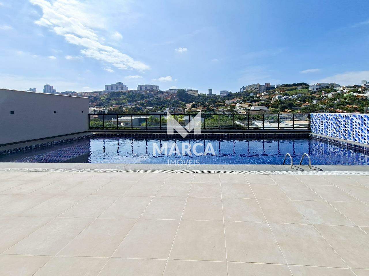 Apartamento para aluguel no Estoril: