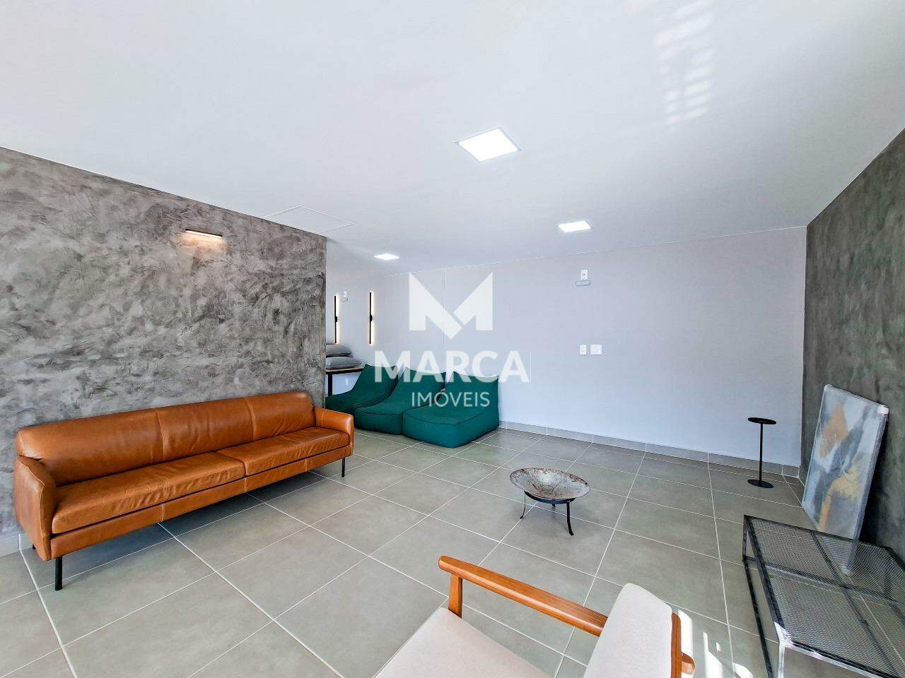 Apartamento para aluguel no Estoril: