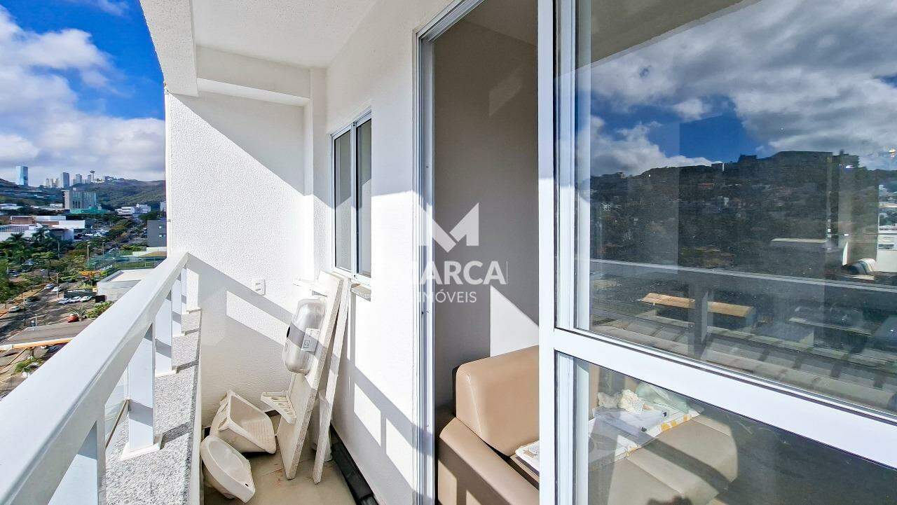 Apartamento para aluguel no Estoril: