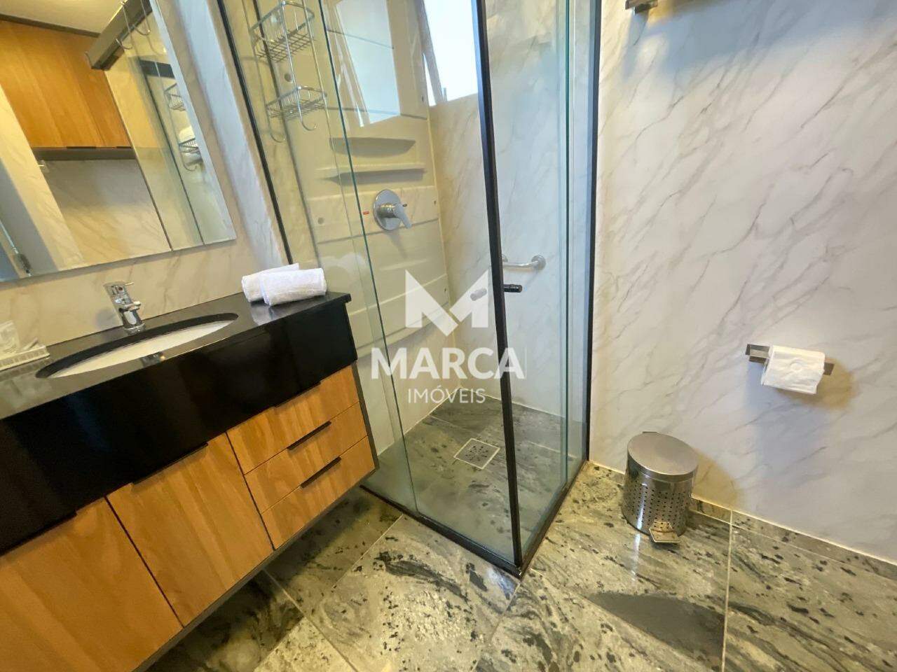 Apartamento para aluguel no Estoril: 