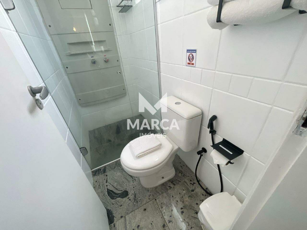 Apartamento para aluguel no Estoril: 