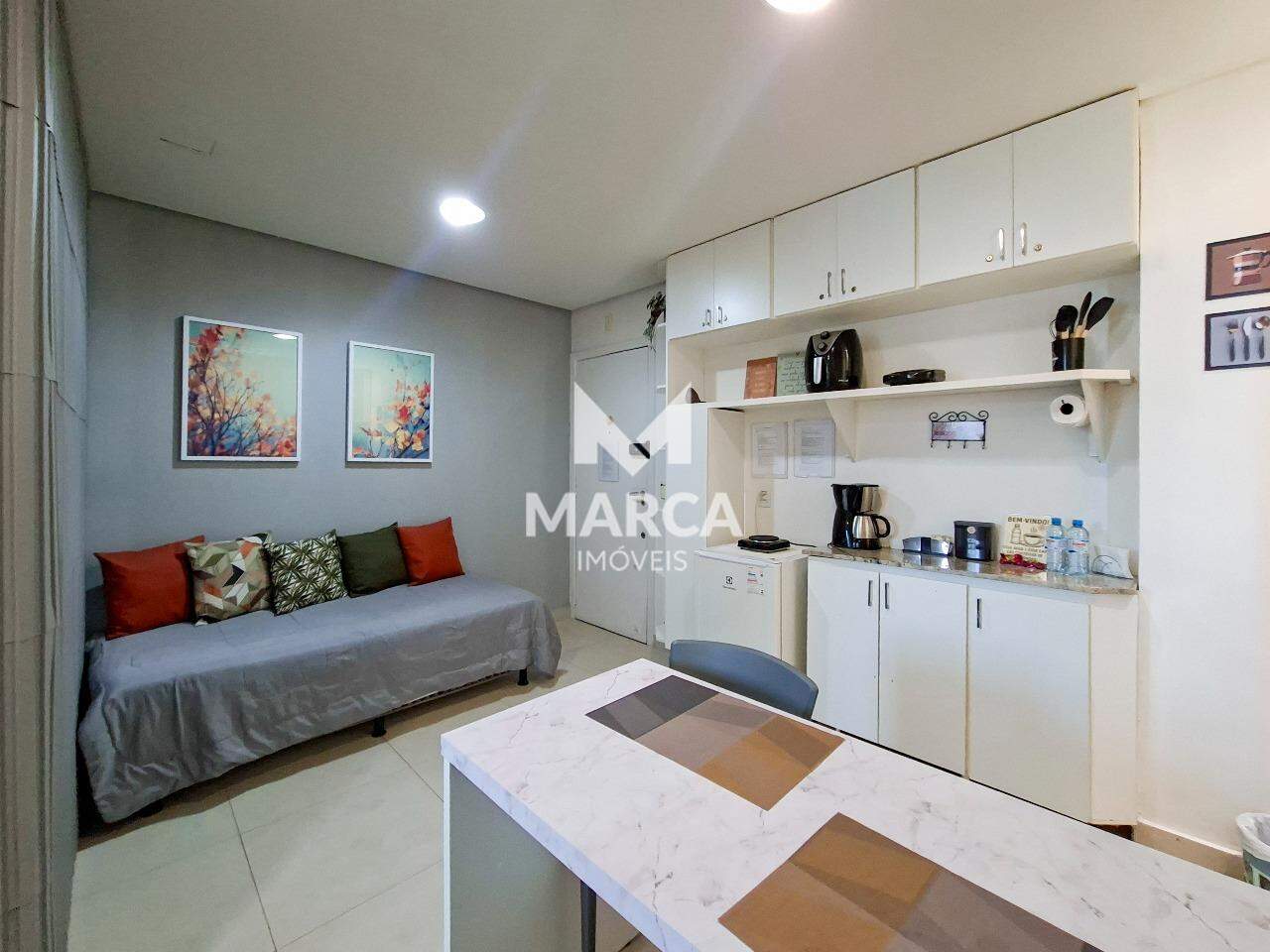 Apartamento para aluguel no Estoril: 