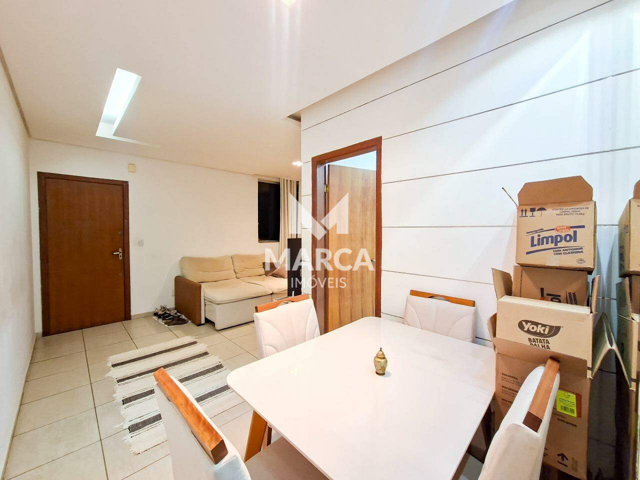 Apartamento para aluguel no Castelo: