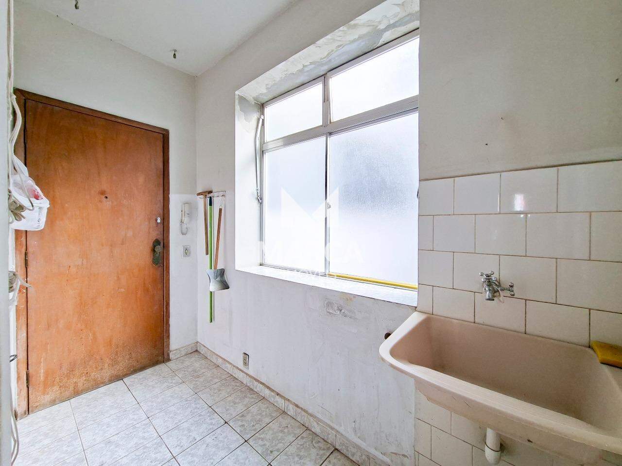 Apartamento para aluguel no Coração de Jesus: