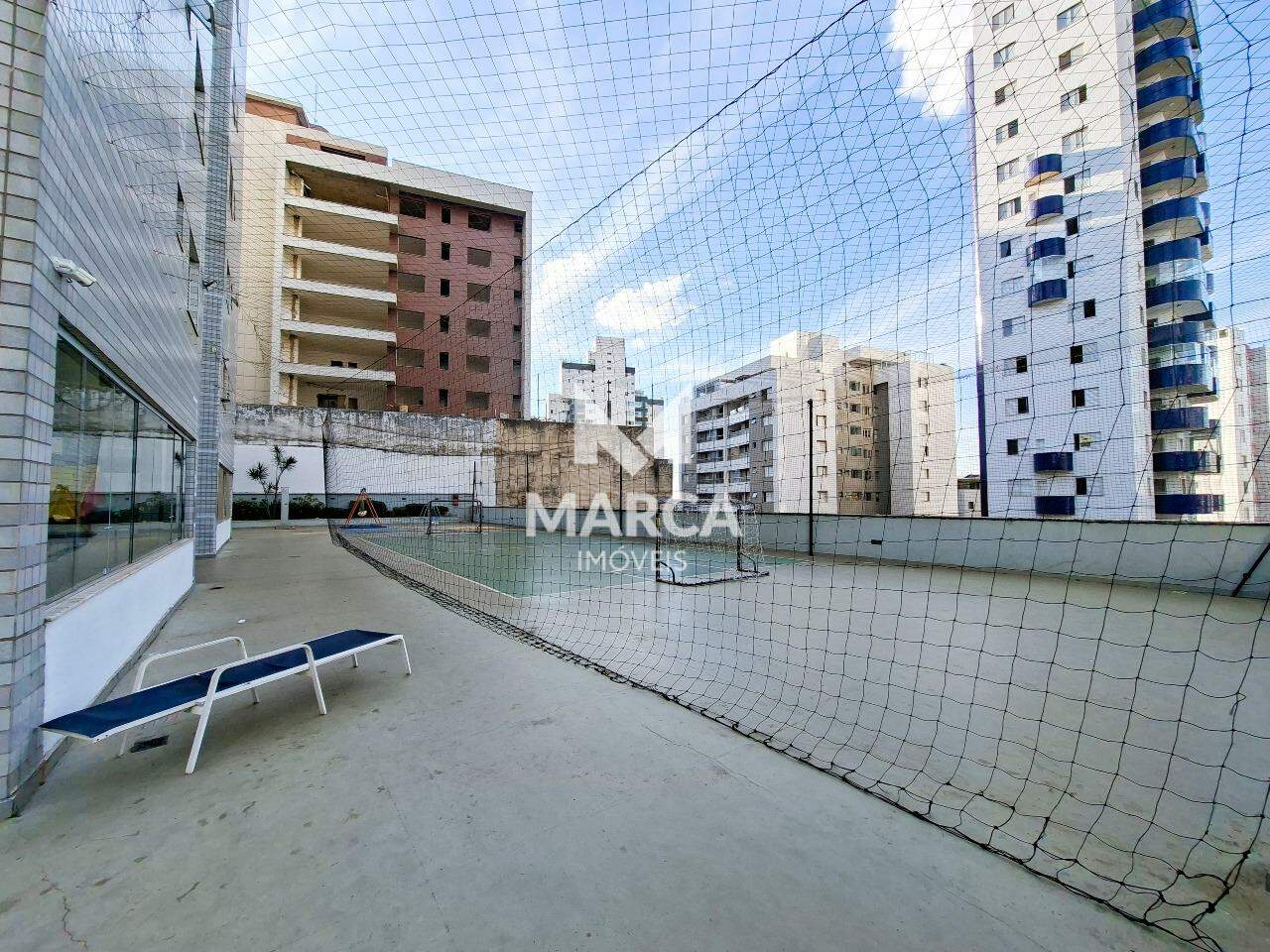 Apartamento para aluguel no Estoril: