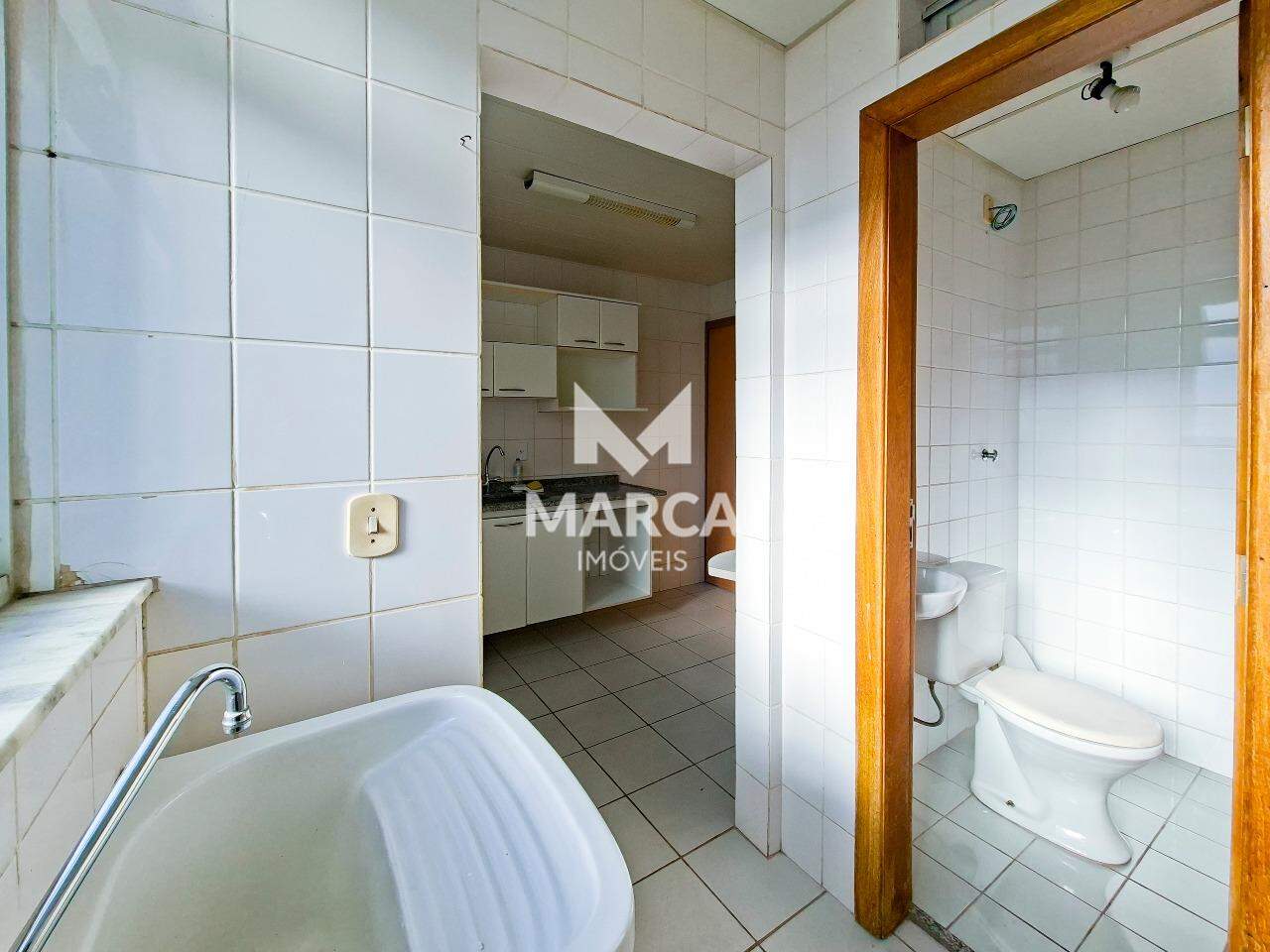 Apartamento para aluguel no Estoril:
