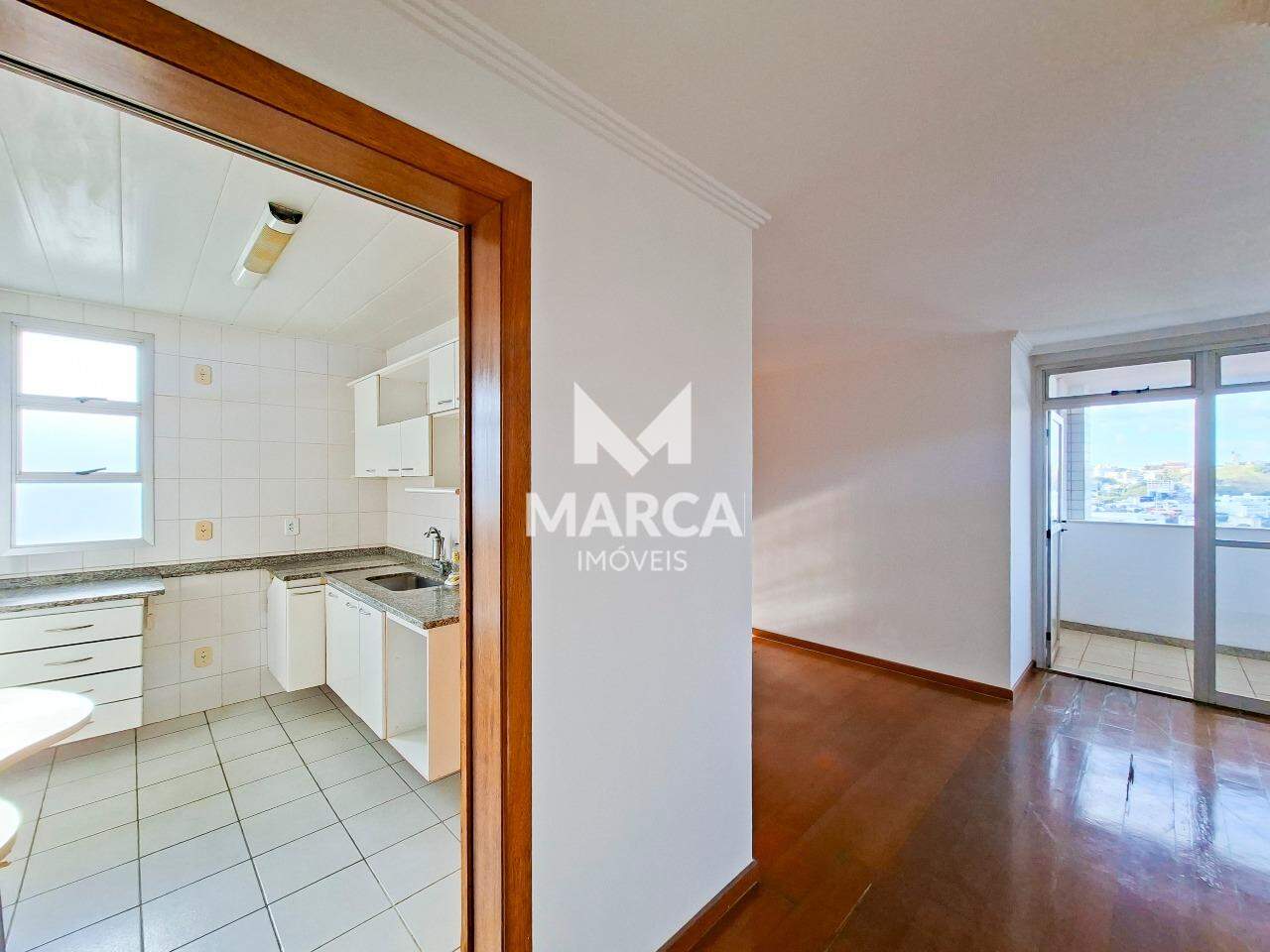 Apartamento para aluguel no Estoril: