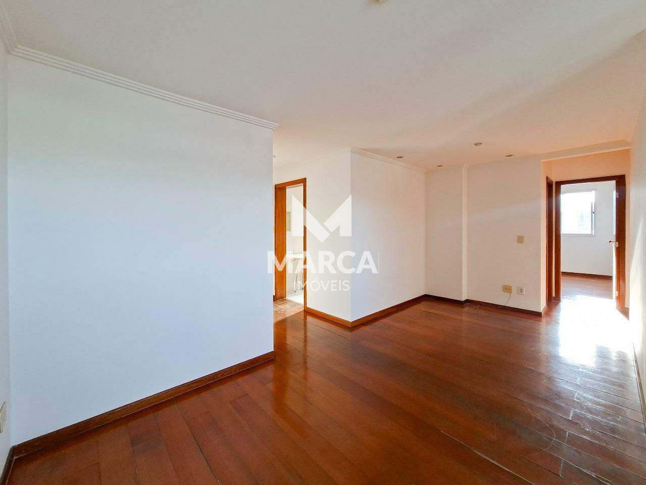 Apartamento para aluguel no Estoril: