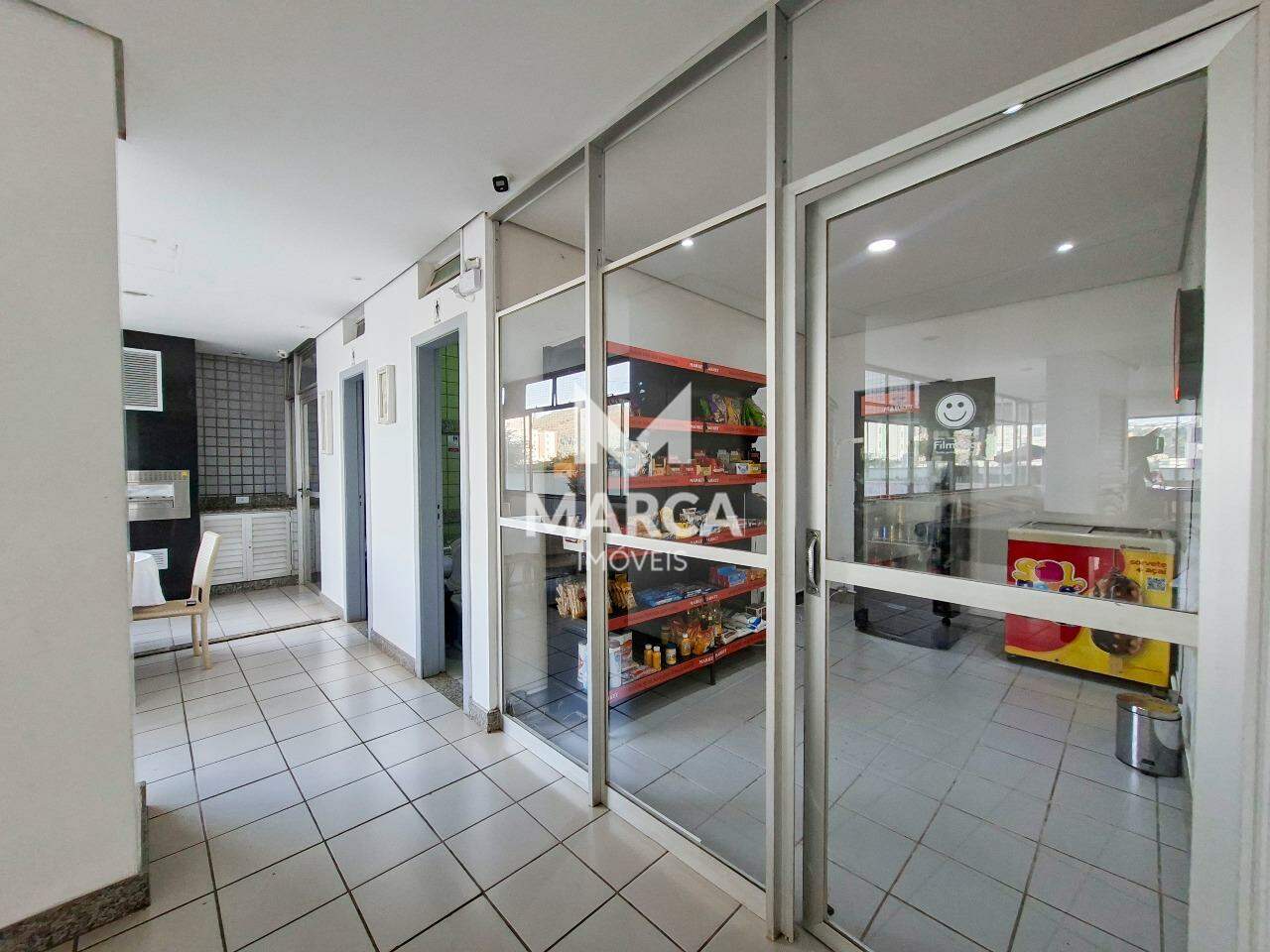 Apartamento para aluguel no Estoril: