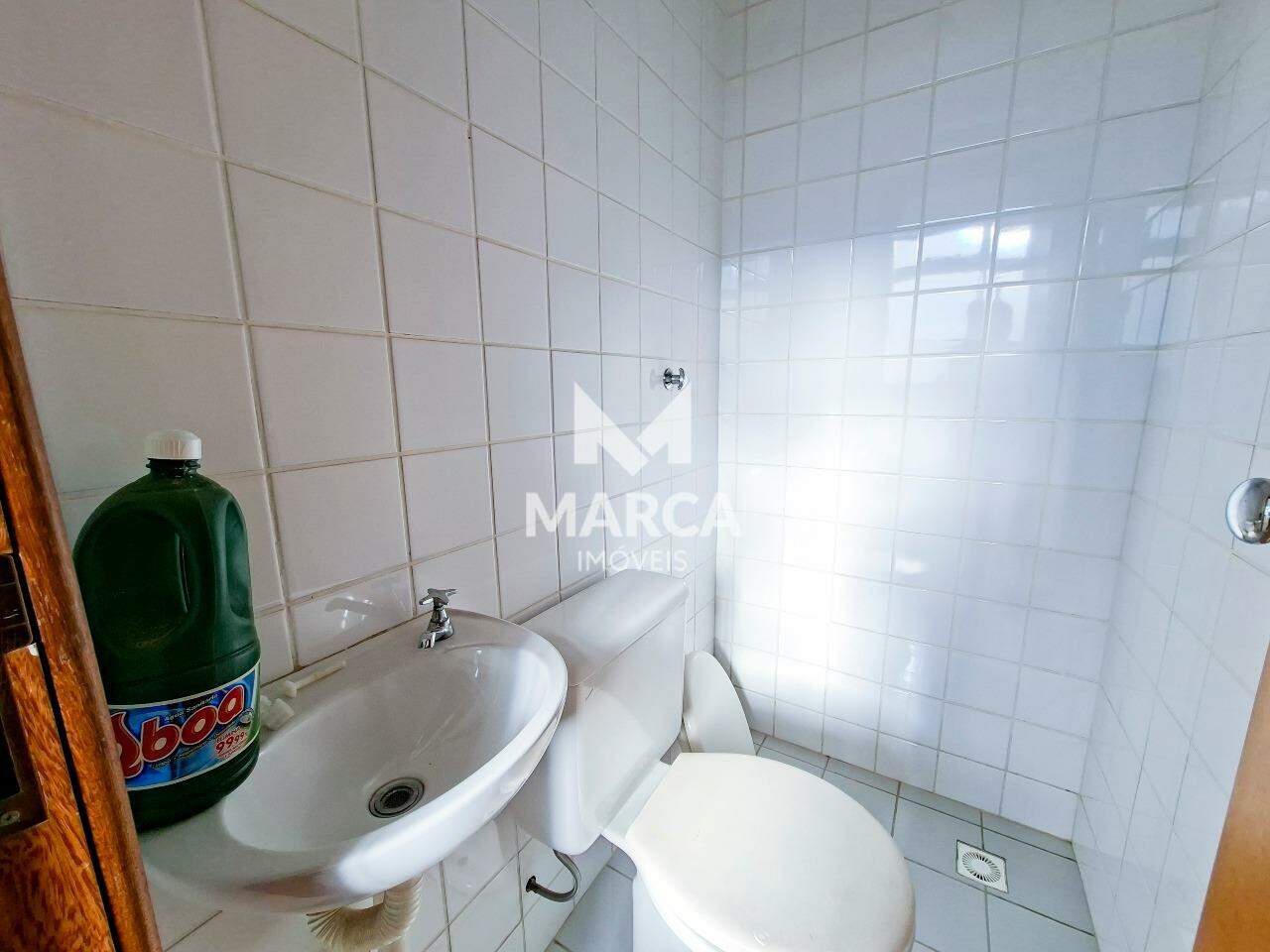 Apartamento para aluguel no Estoril: