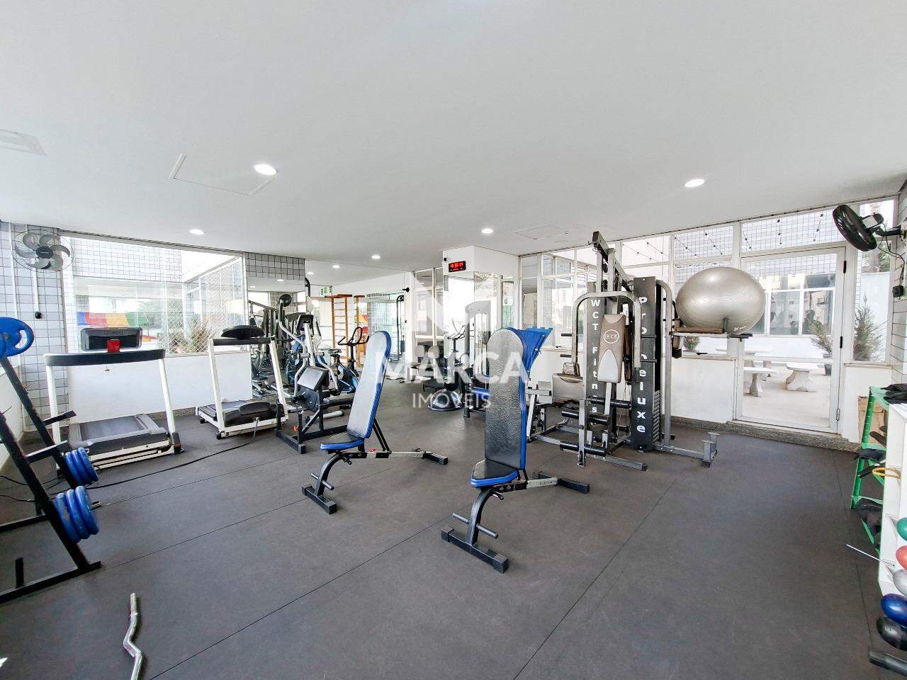 Apartamento para aluguel no Estoril:
