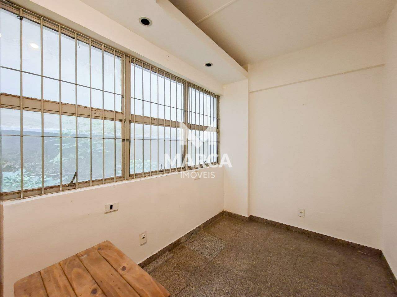 Sala para aluguel no Funcionários: