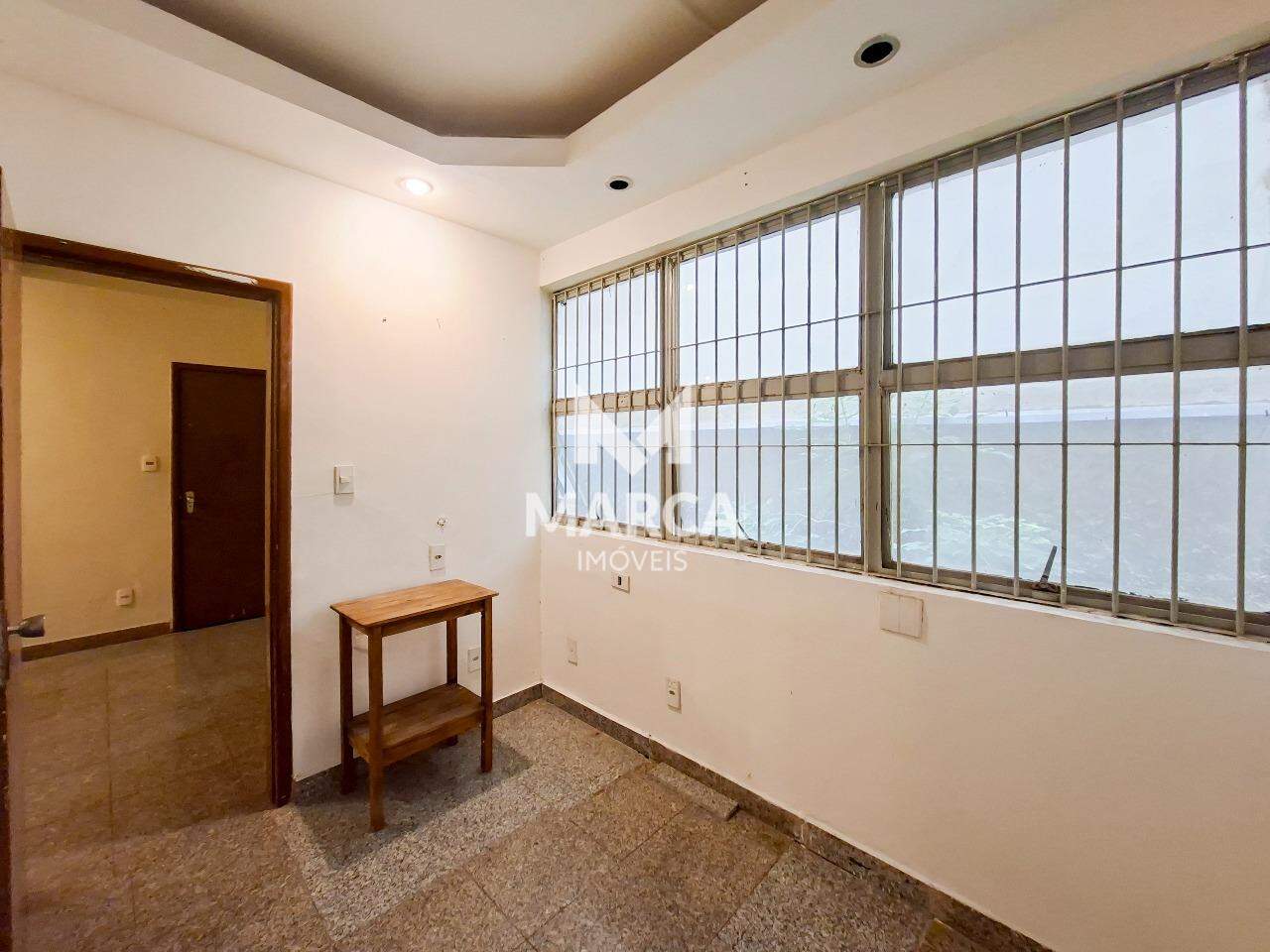 Sala para aluguel no Funcionários: