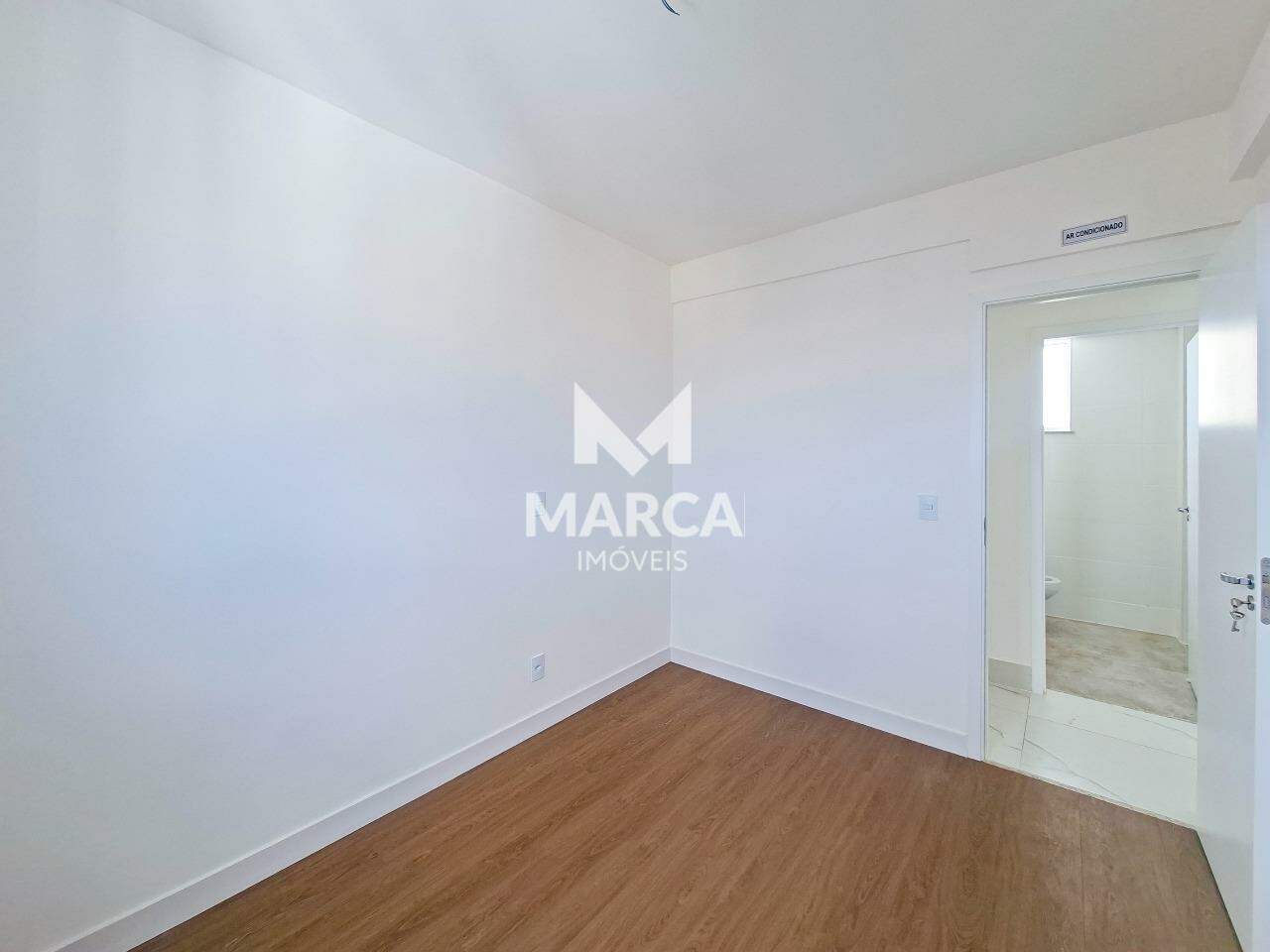 Apartamento para aluguel no Manacás: 
