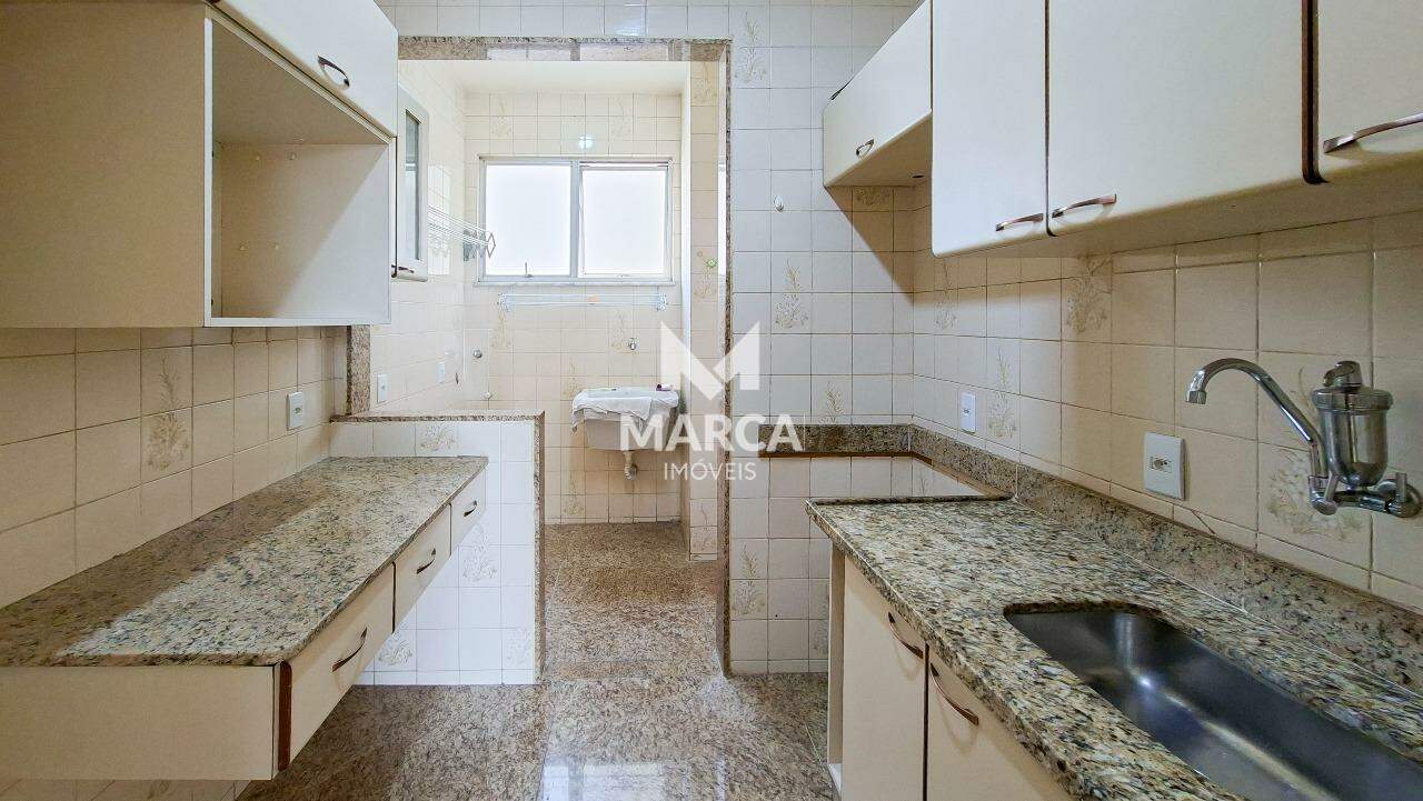 Apartamento para aluguel no Coração de Jesus: 