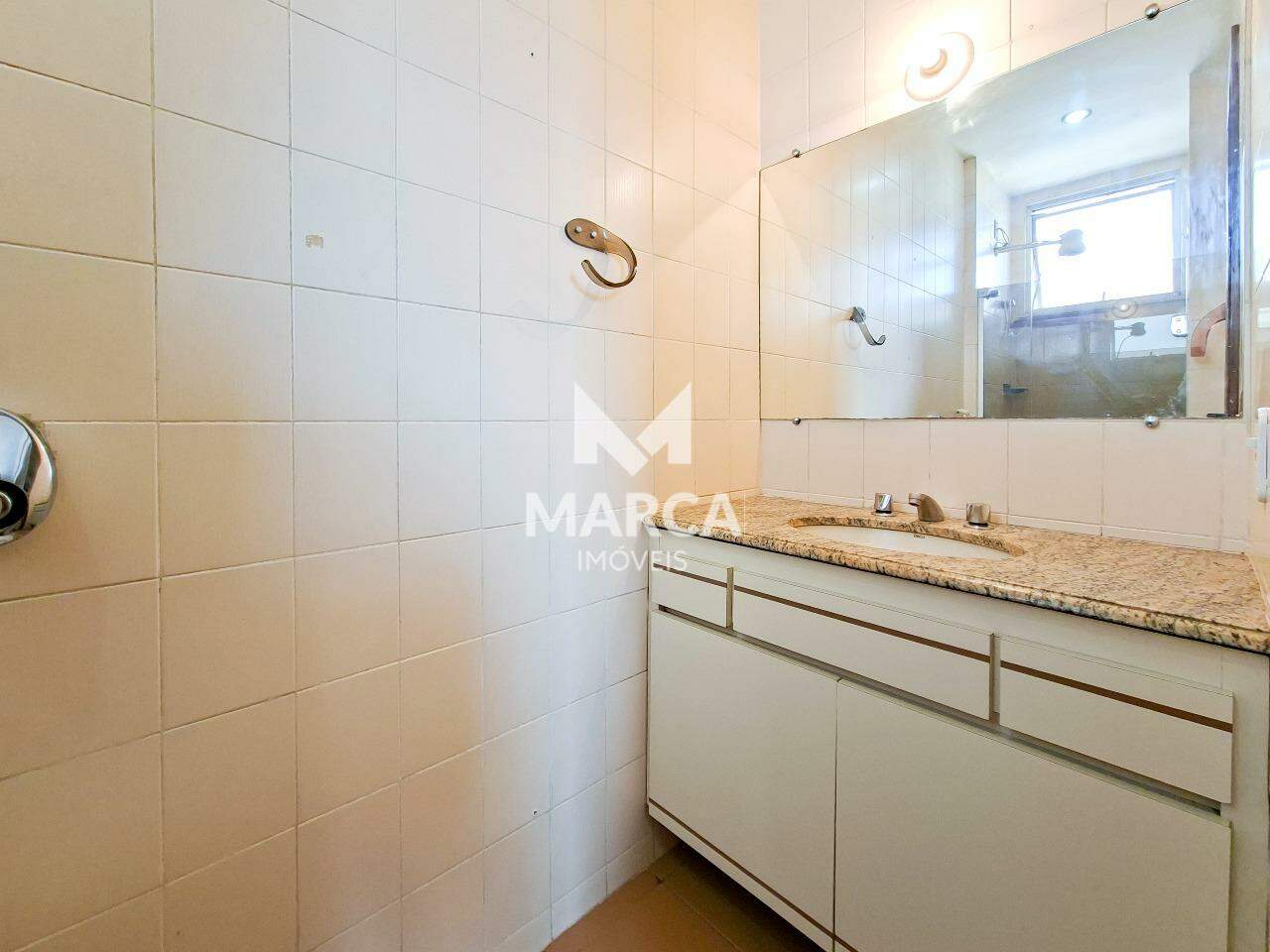 Apartamento para aluguel no Coração de Jesus: 