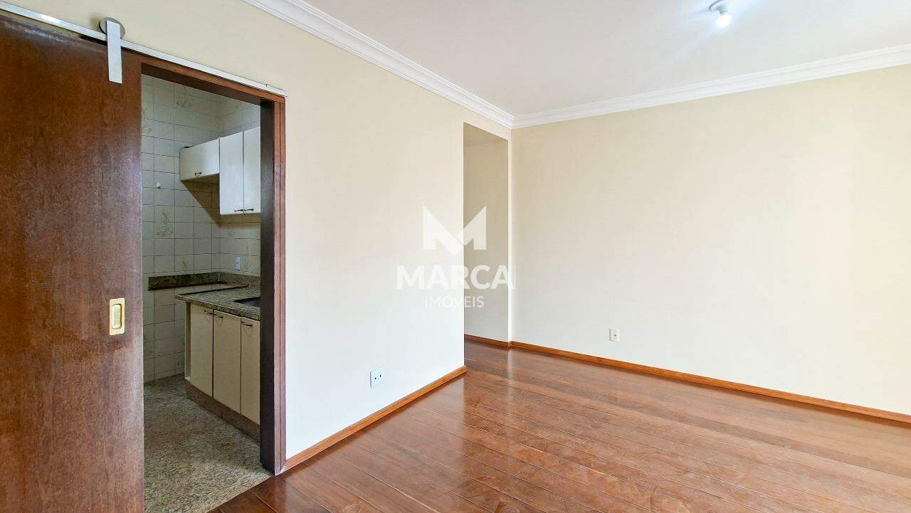 Apartamento para aluguel no Coração de Jesus: 