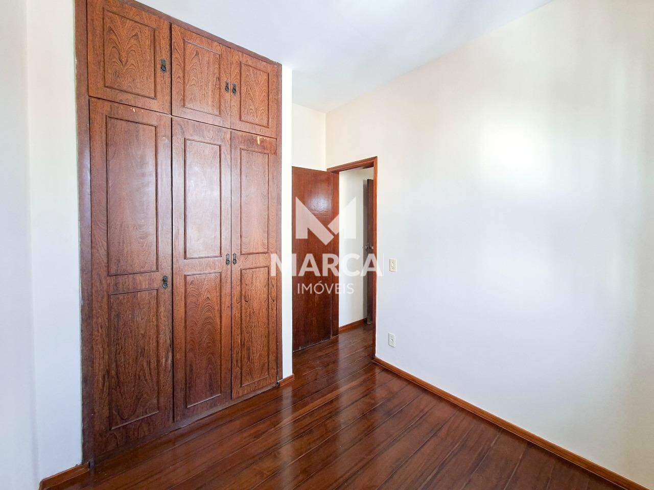Apartamento para aluguel no Coração de Jesus: 