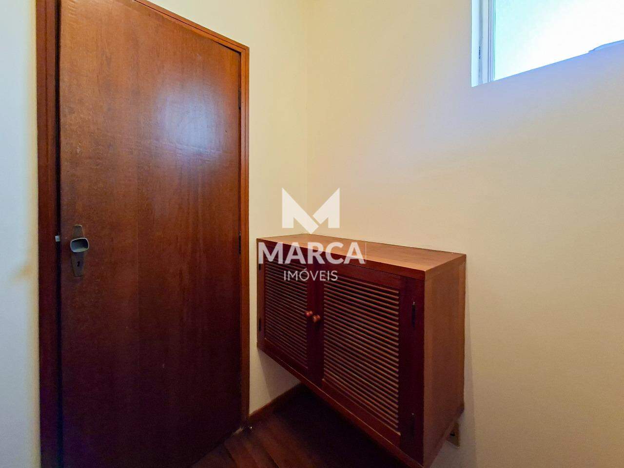 Apartamento para aluguel no Coração de Jesus: 