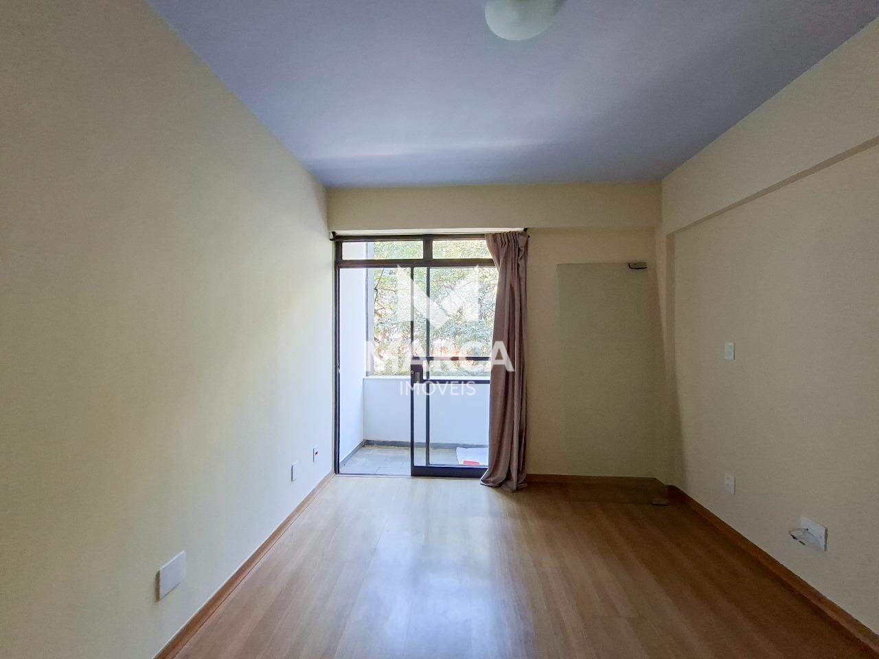Sala para aluguel no Santo Antônio: 