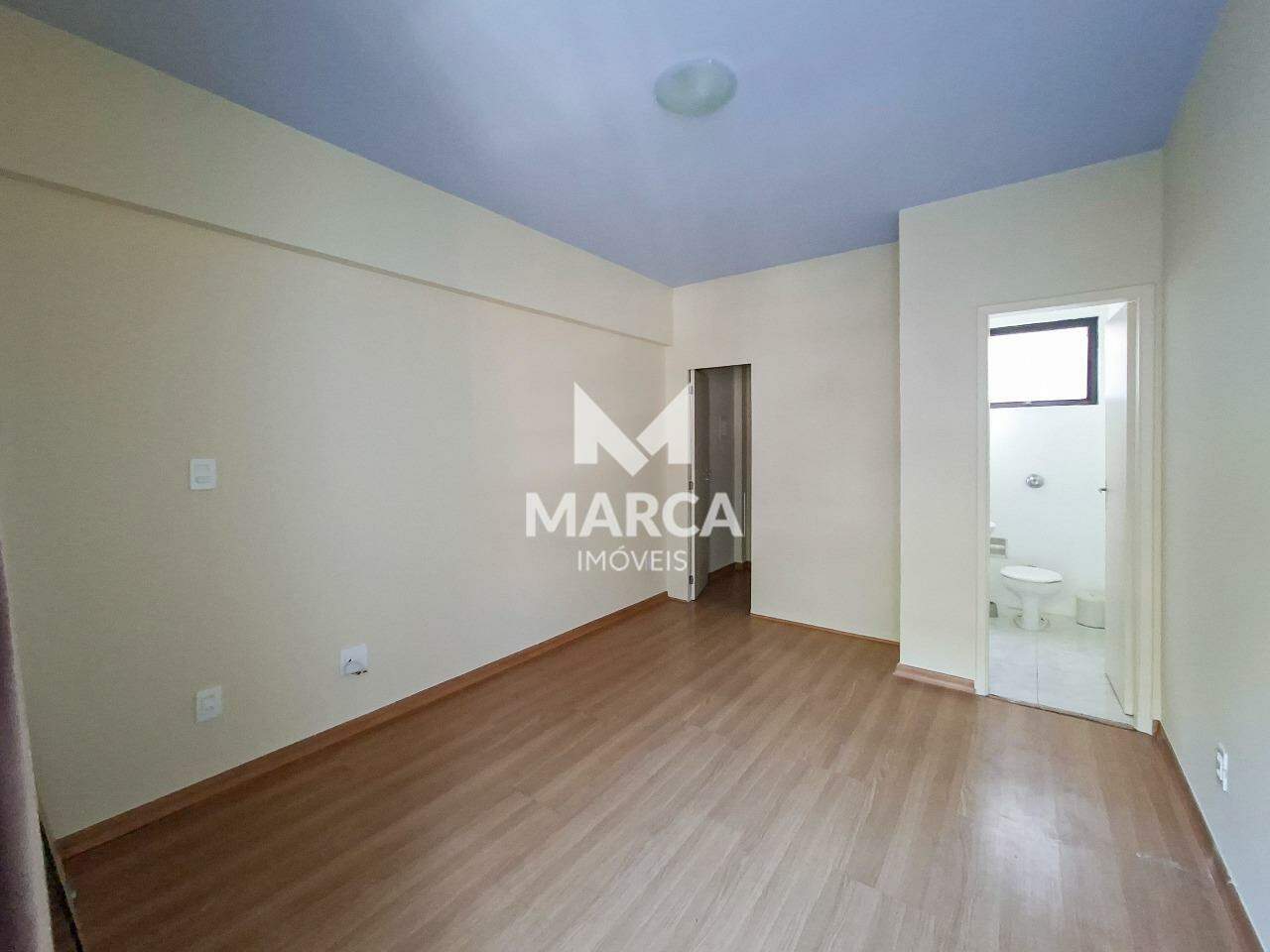 Sala para aluguel no Santo Antônio: 