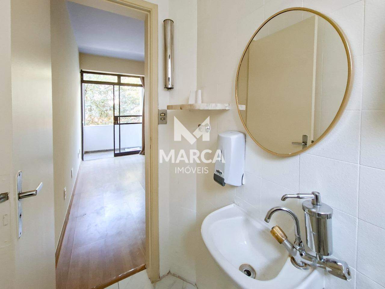 Sala para aluguel no Santo Antônio: 