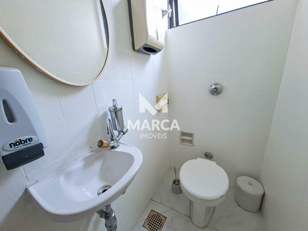 Sala para aluguel no Santo Antônio: 