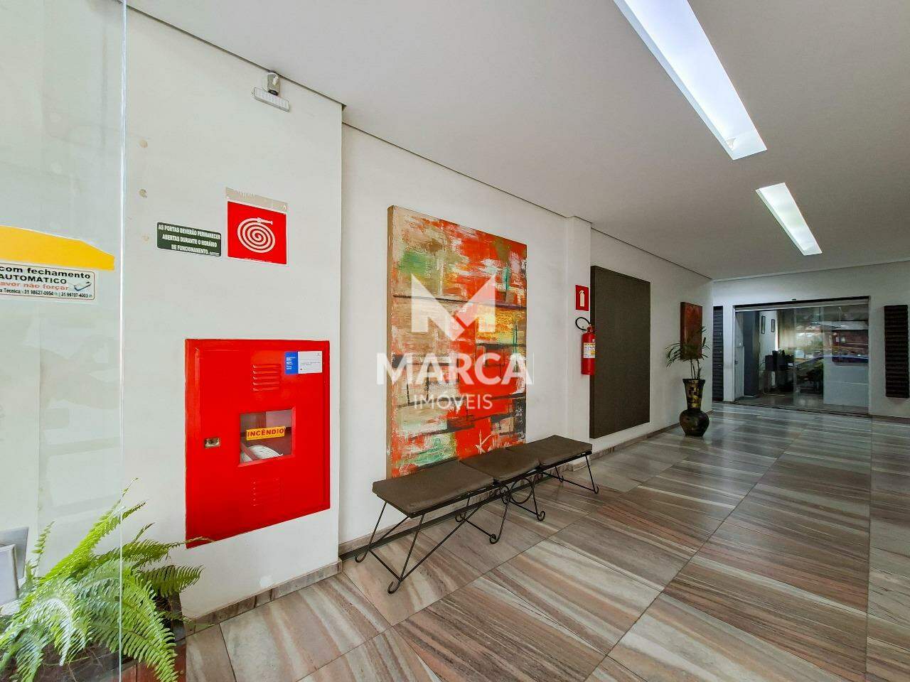 Sala para aluguel no Santo Antônio: 