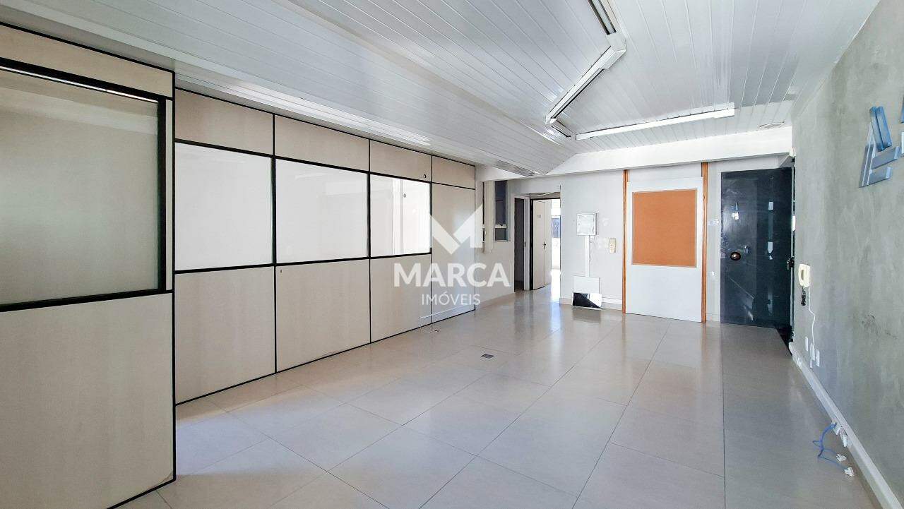 Sala para aluguel no Santo Agostinho: 
