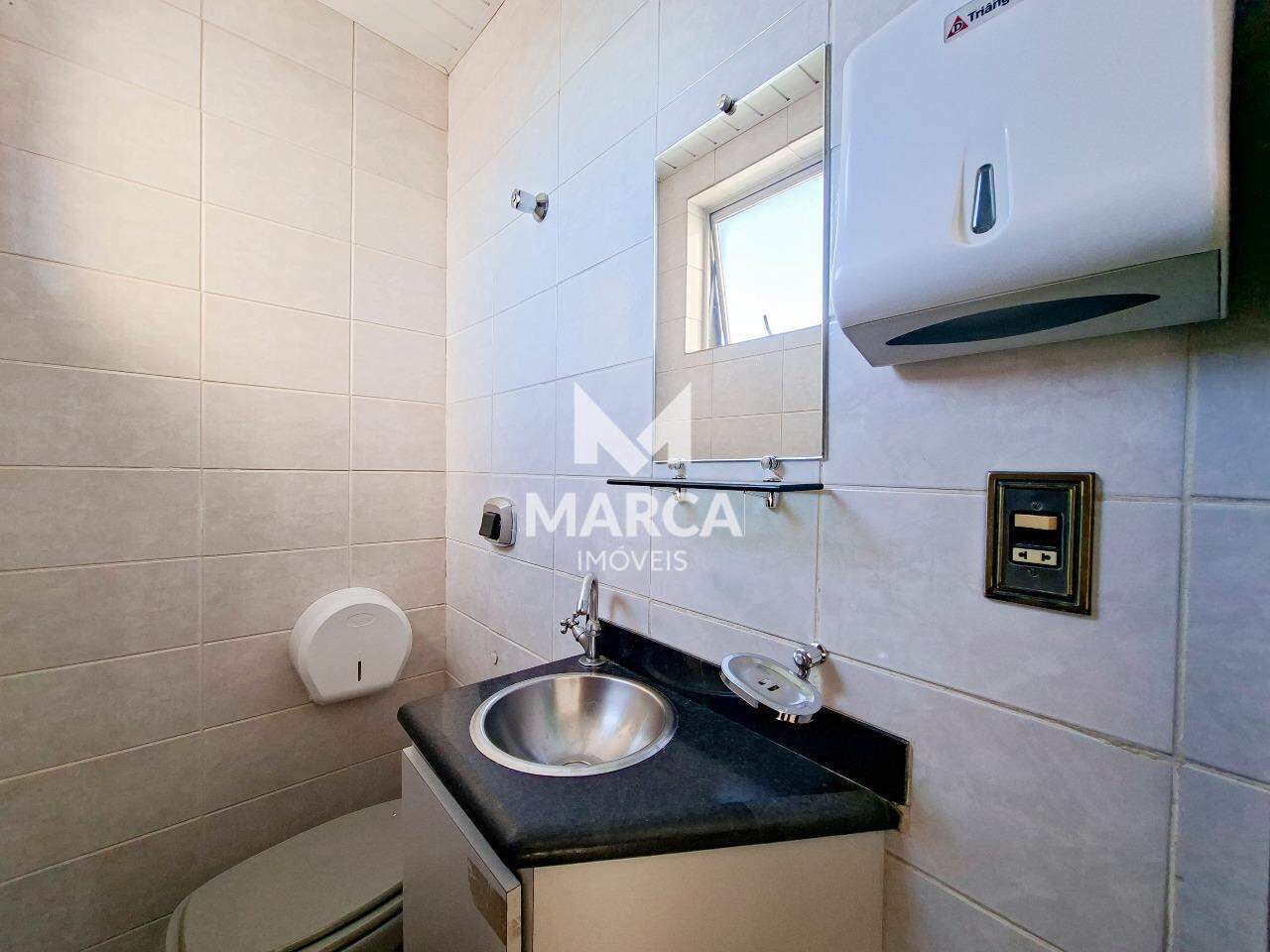 Sala para aluguel no Santo Agostinho: 