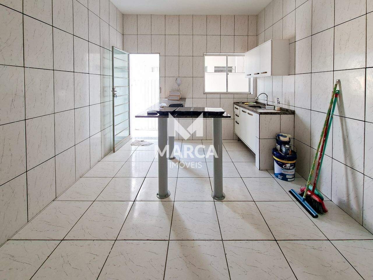 Casa para aluguel no Palmeiras: