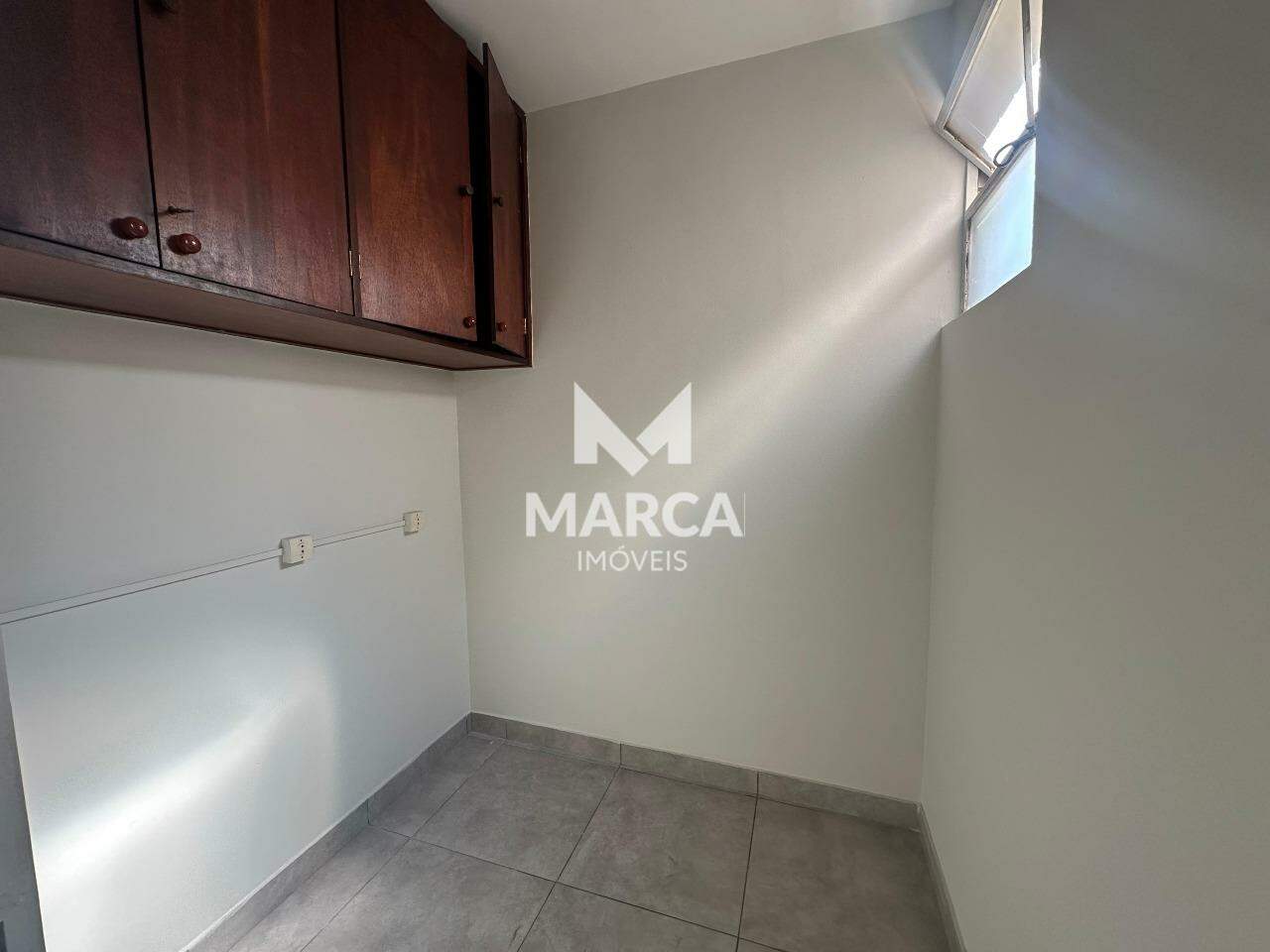 Apartamento para aluguel no Jardim América: 