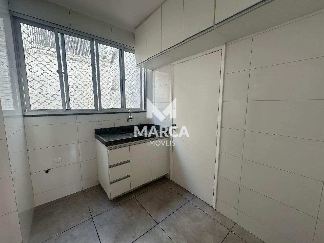 Apartamento para aluguel no Jardim América: 