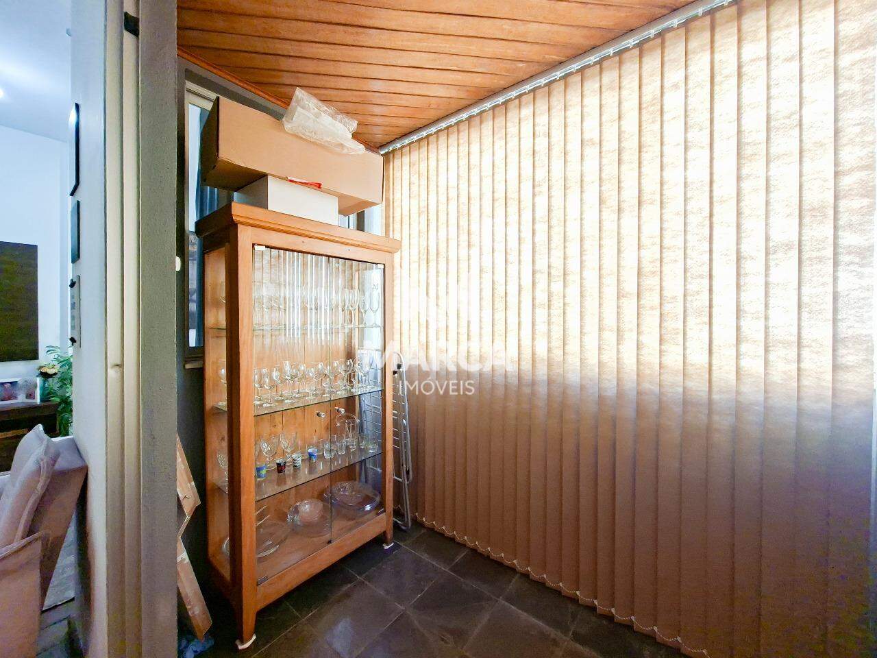 Apartamento para aluguel no Estoril: 