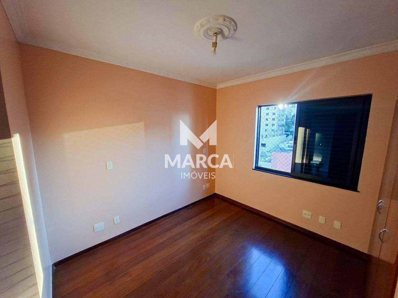 Apartamento para aluguel no Buritis:
