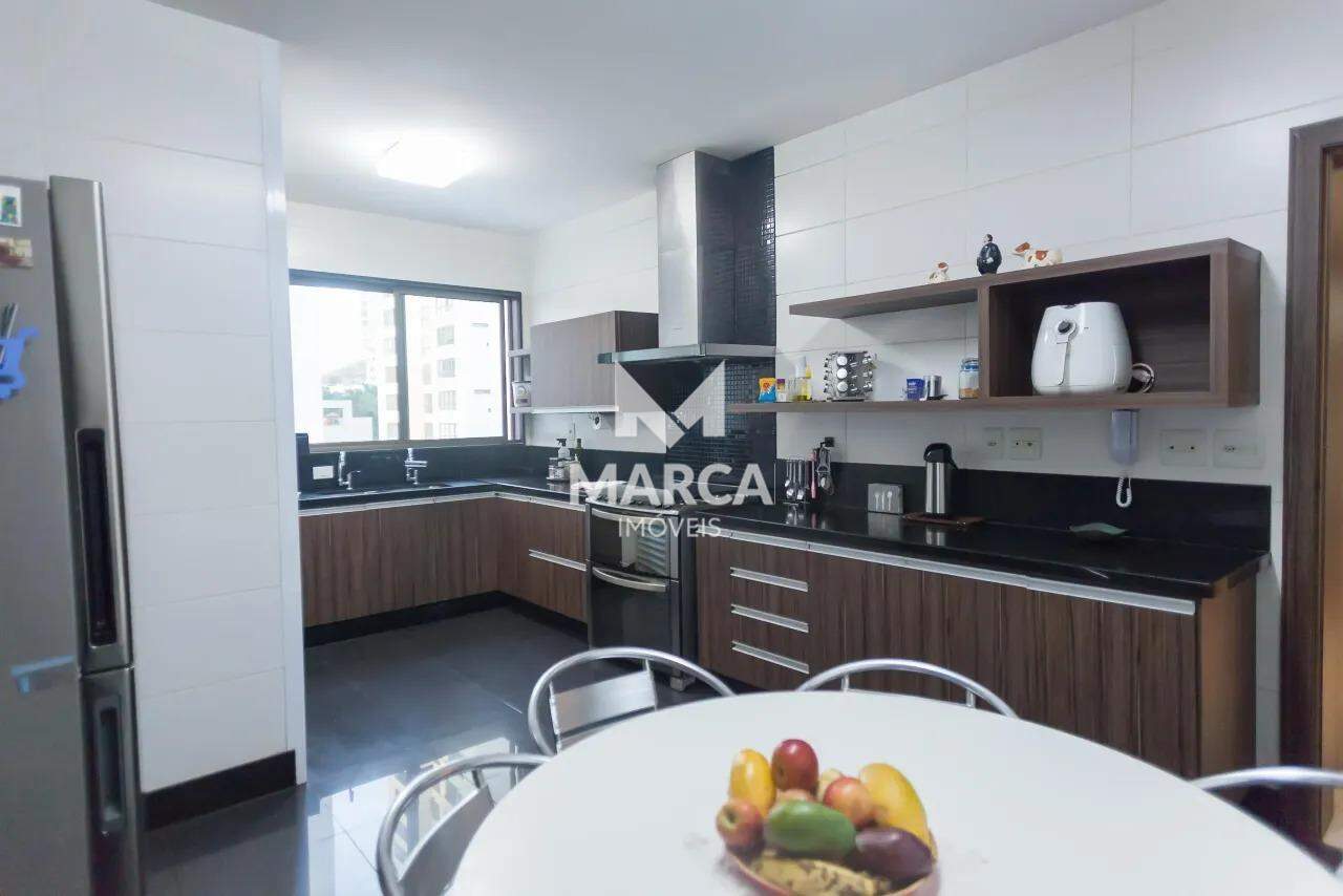 Apartamento à venda no Vila da Serra: 