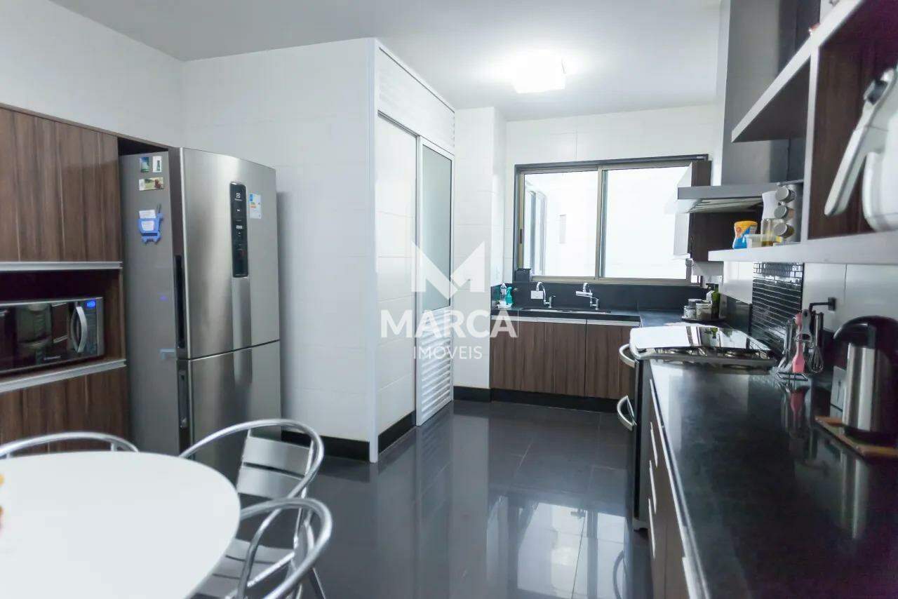 Apartamento à venda no Vila da Serra: 