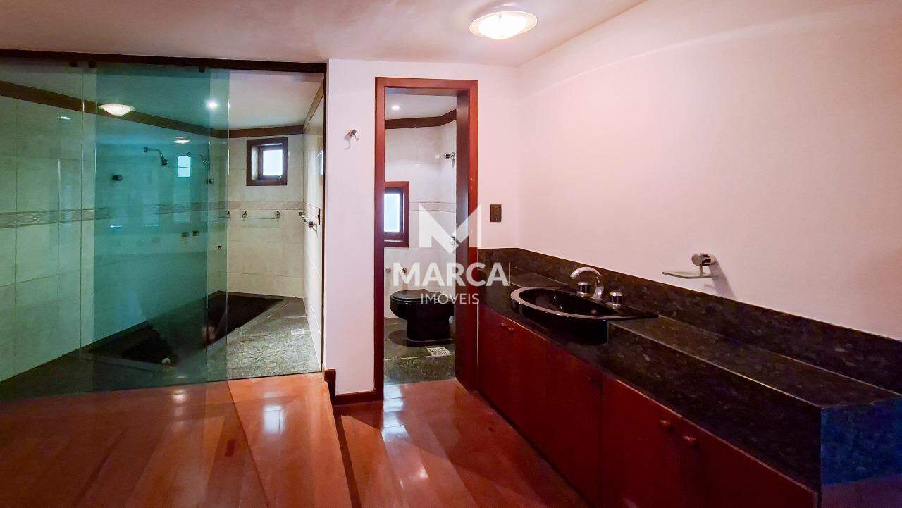Casa em Condomínio para aluguel no Vila Del Rey: