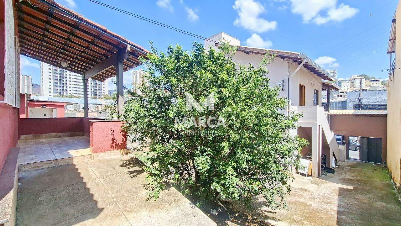 Casa para aluguel no Alpes: 