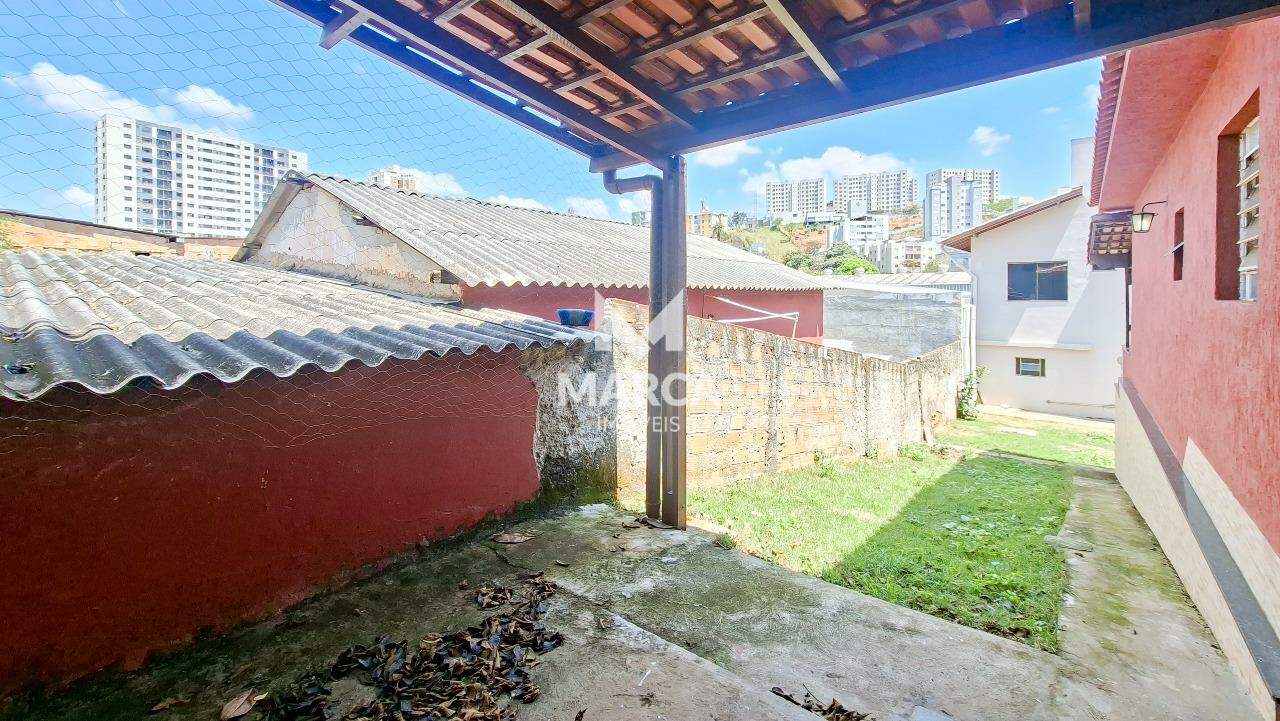 Casa para aluguel no Alpes: 