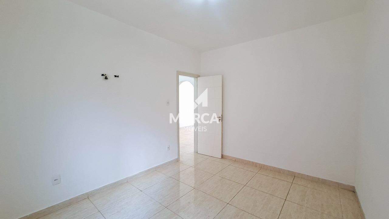 Casa para aluguel no Alpes: 