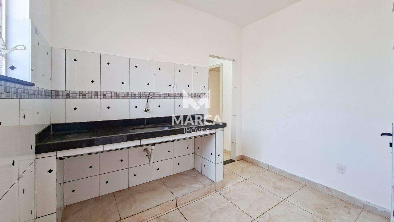 Casa para aluguel no Alpes: 
