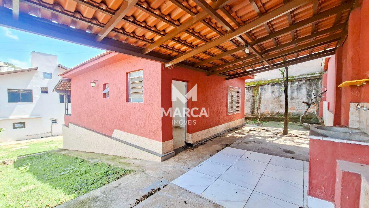 Casa para aluguel no Alpes: 