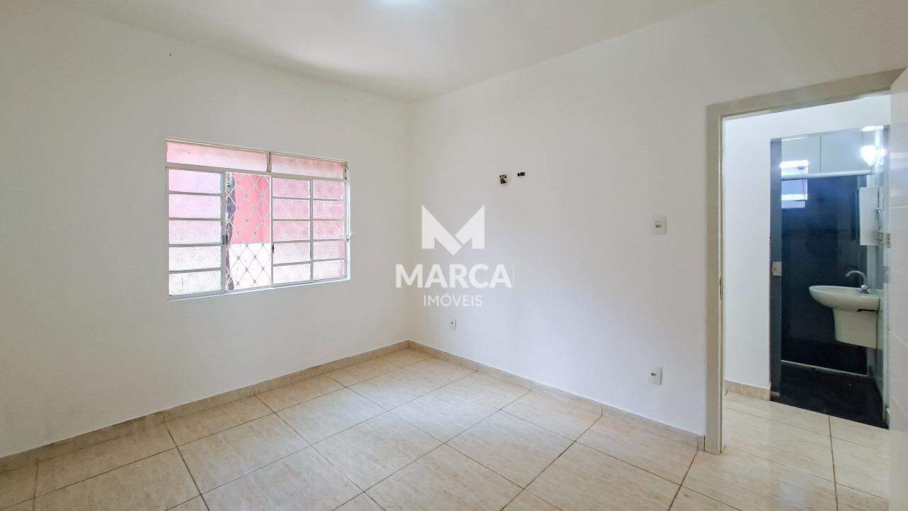 Casa para aluguel no Alpes: 