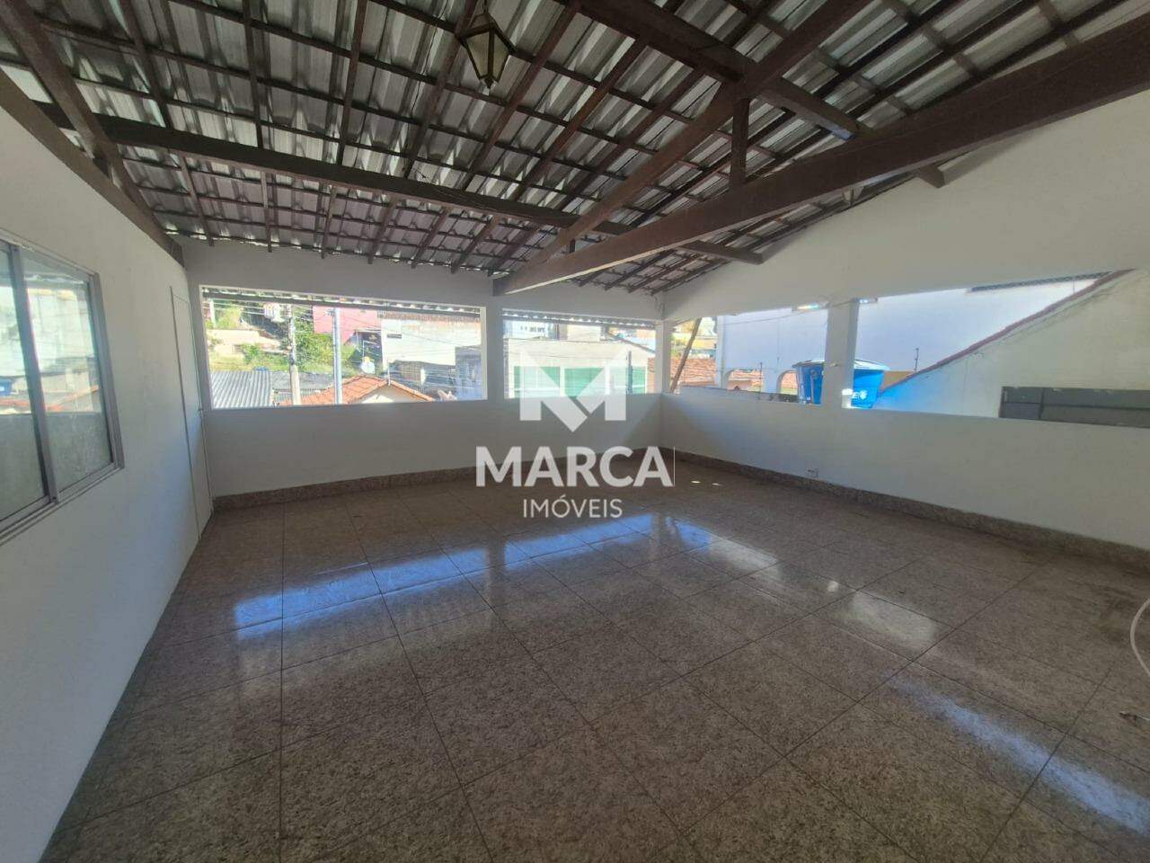 Casa para aluguel no Cachoeirinha: