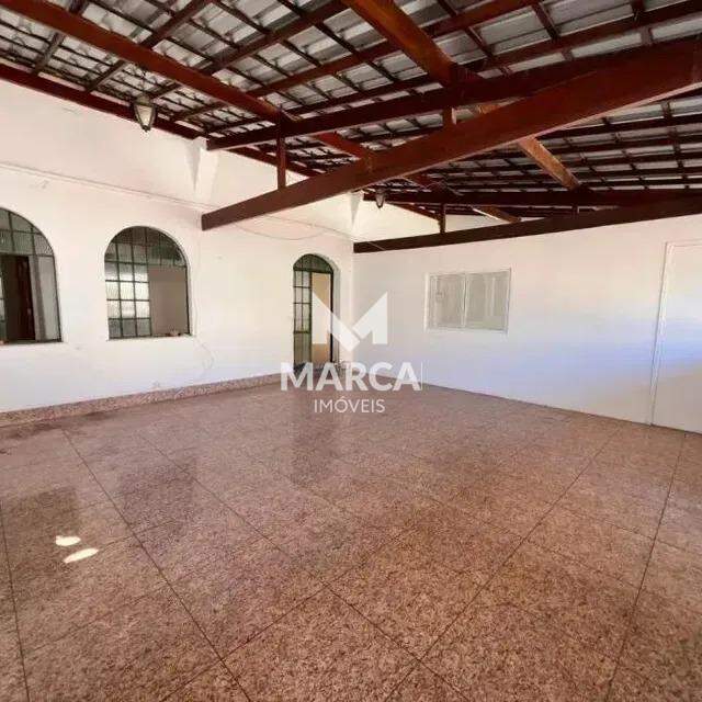 Casa para aluguel no Cachoeirinha: