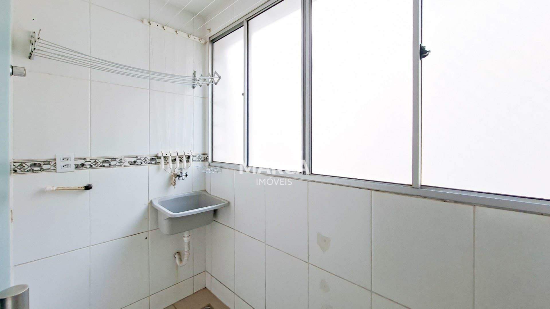 Apartamento para aluguel no Castelo: 
