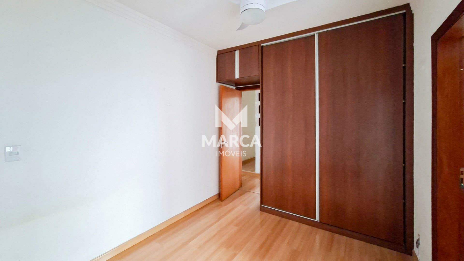 Apartamento para aluguel no Castelo: 